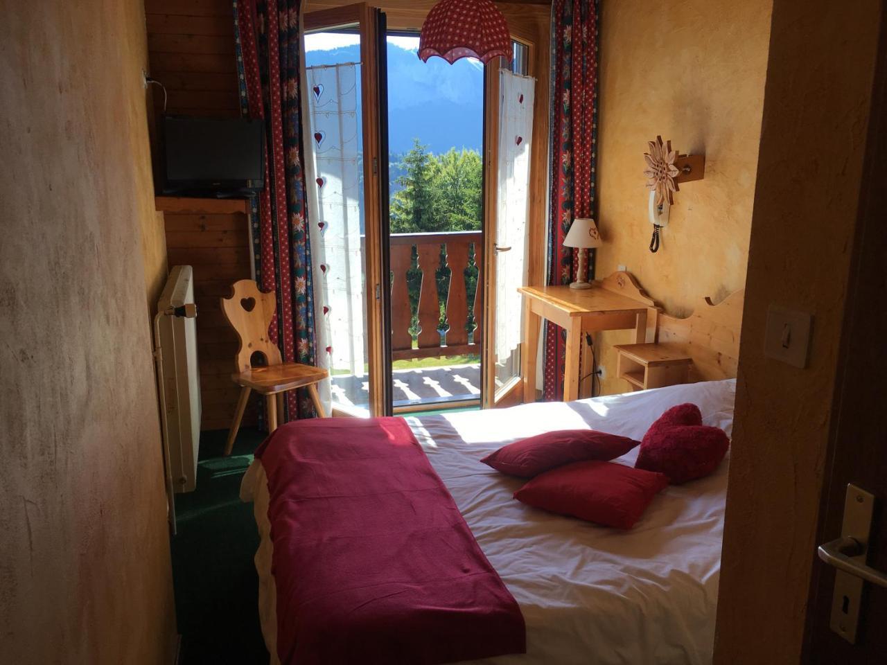 Hotel Les Skieurs Bellevaux Eksteriør bilde